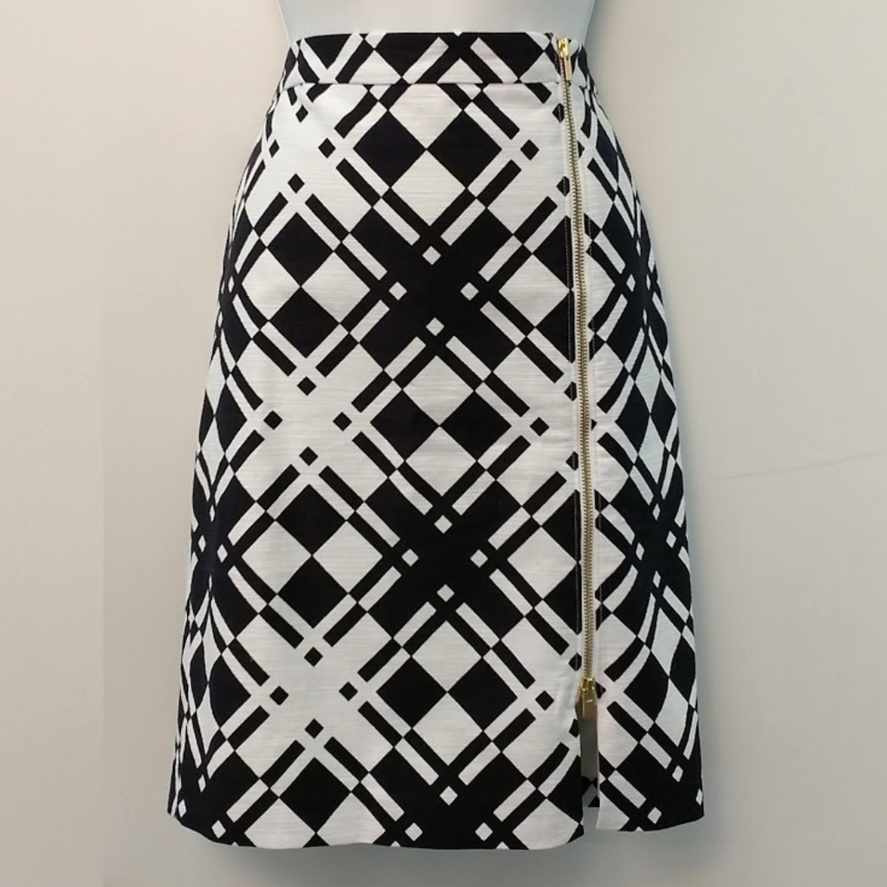 TALBOTS -NWOT- Black/White Skirt
